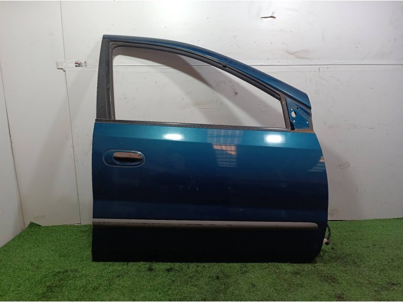 Recambio de puerta delantera derecha para nissan almera tino (v10m) 2.2 16v turbodiesel cat referencia OEM IAM   