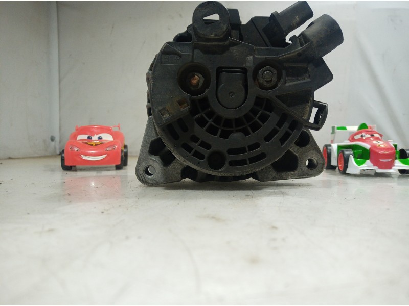 Recambio de alternador para peugeot 207 confort referencia OEM IAM 5705EY 5705EY 5705
