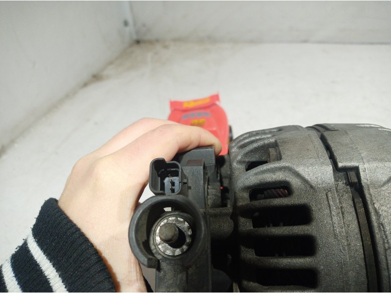 Recambio de alternador para peugeot 207 confort referencia OEM IAM 5705EY 5705EY 5705