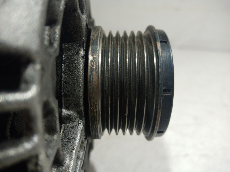 Recambio de alternador para peugeot 207 confort referencia OEM IAM 5705EY 5705EY 5705