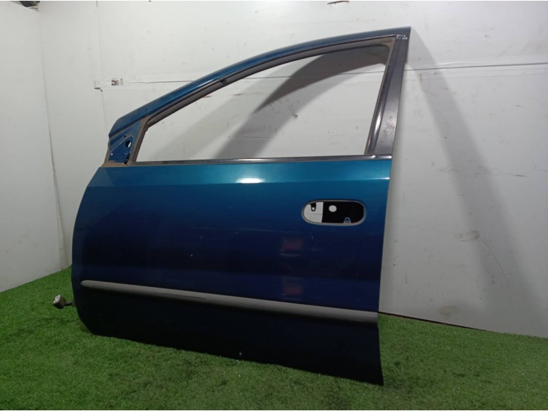 Recambio de puerta delantera izquierda para nissan almera tino (v10m) 2.2 16v turbodiesel cat referencia OEM IAM   