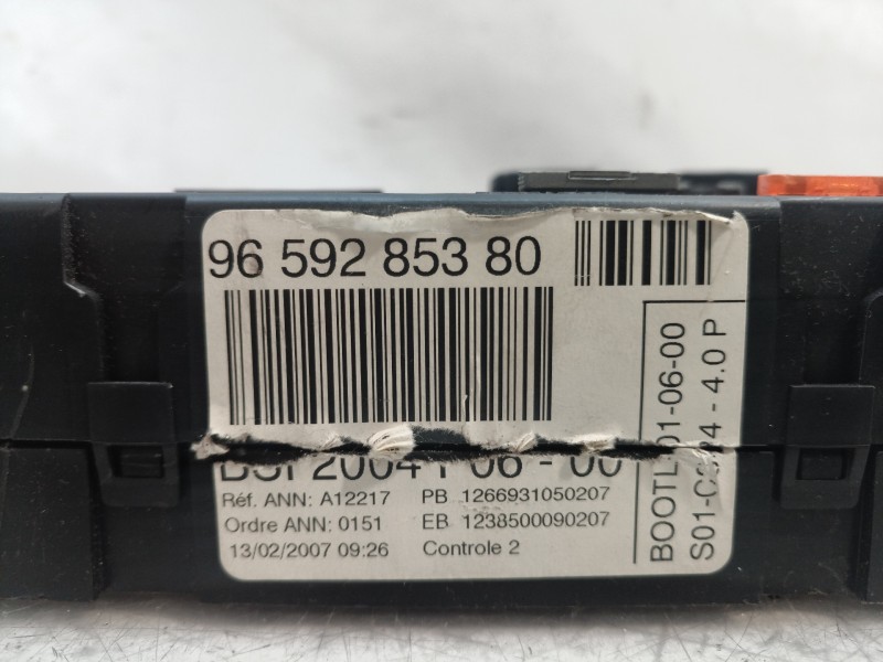 Recambio de caja reles / fusibles para peugeot 207 confort referencia OEM IAM 9659285380 9659285380 9659285380