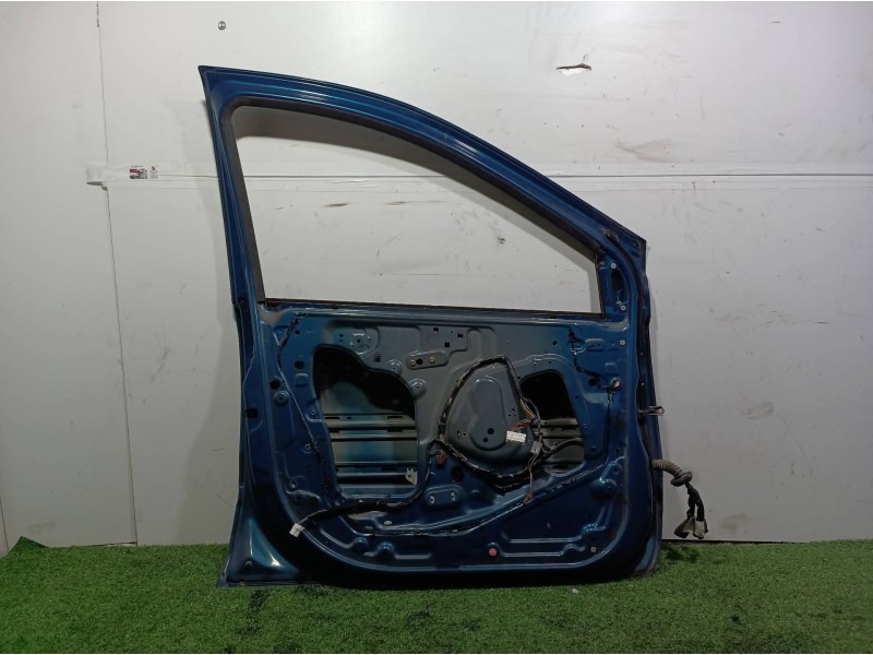 Recambio de puerta delantera izquierda para nissan almera tino (v10m) 2.2 16v turbodiesel cat referencia OEM IAM   
