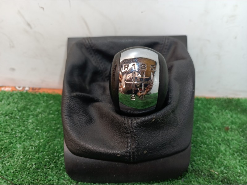 Recambio de pomo palanca cambio para skoda octavia combi (1z5) elegance referencia OEM IAM 1Z1711113F 1Z1711113F 1Z1711113