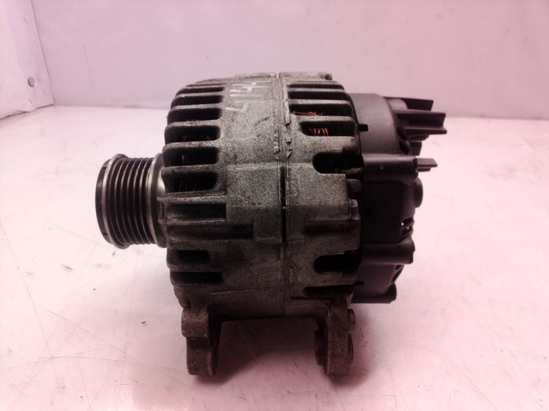 Recambio de alternador para audi a4 berlina (8e) 1.9 tdi (96kw) referencia OEM IAM 140AVWAG 140AVWAG 06F903023