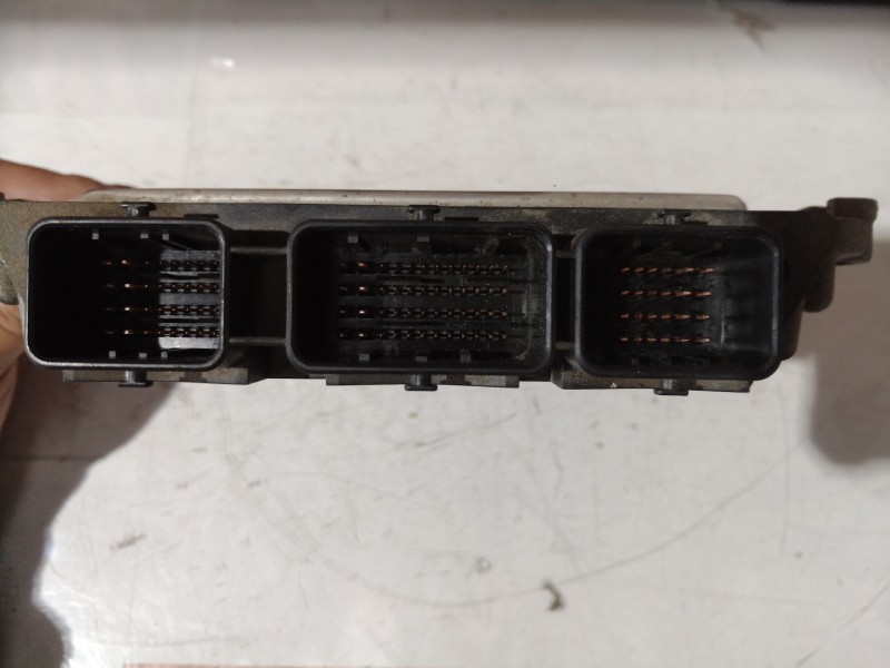 Recambio de centralita motor uce para peugeot 207 confort referencia OEM IAM 0281012529 0281012529 0281012529