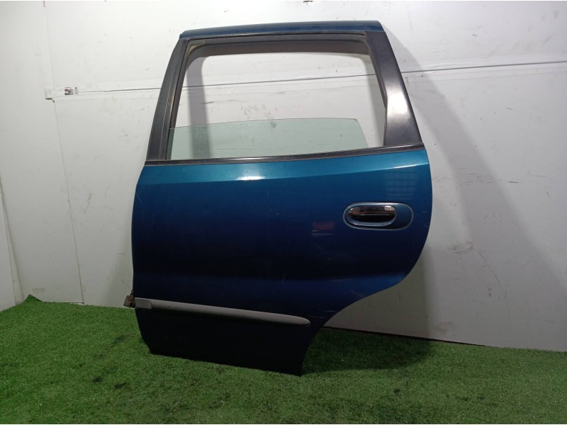 Recambio de puerta trasera izquierda para nissan almera tino (v10m) 2.2 16v turbodiesel cat referencia OEM IAM   