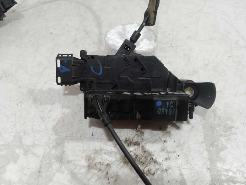 Recambio de cerradura puerta delantera izquierda para peugeot 207 confort referencia OEM IAM 24087158 24087158 24087158