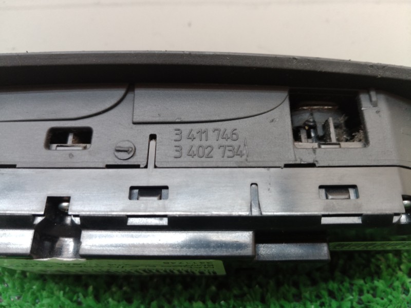 Recambio de mando elevalunas delantero izquierdo para bmw x3 (e83) 2.0d referencia OEM IAM 3411746 3411746 3411746