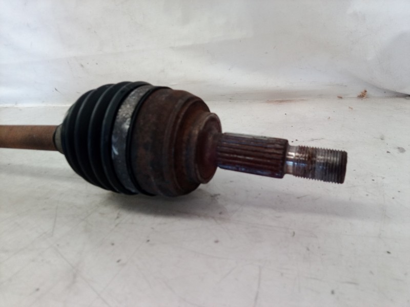 Recambio de transmision delantera izquierda para renault clio iii authentique referencia OEM IAM 8201055669 8201055669 820105566