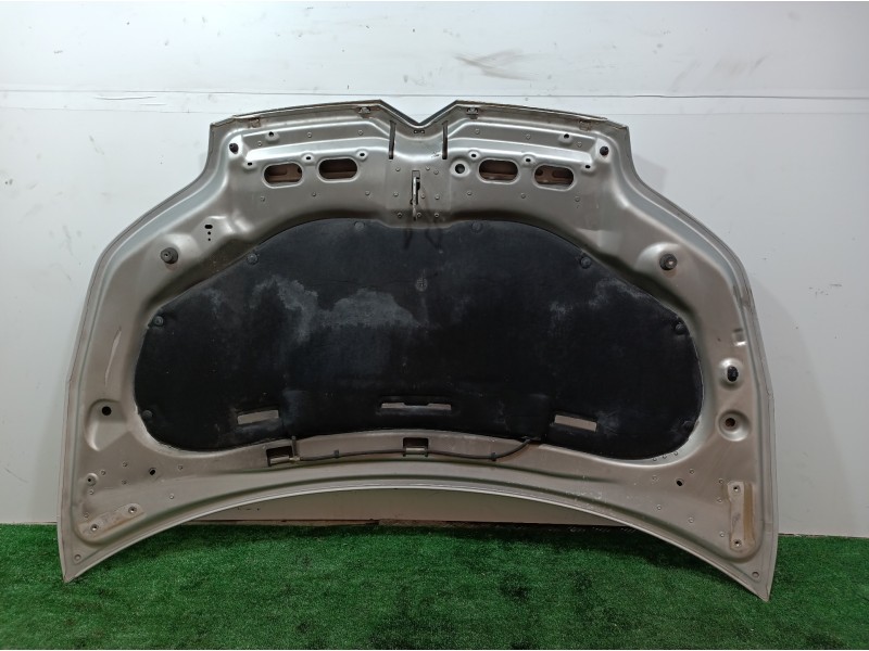 Recambio de capot para citroën c4 coupe by loeb referencia OEM IAM   
