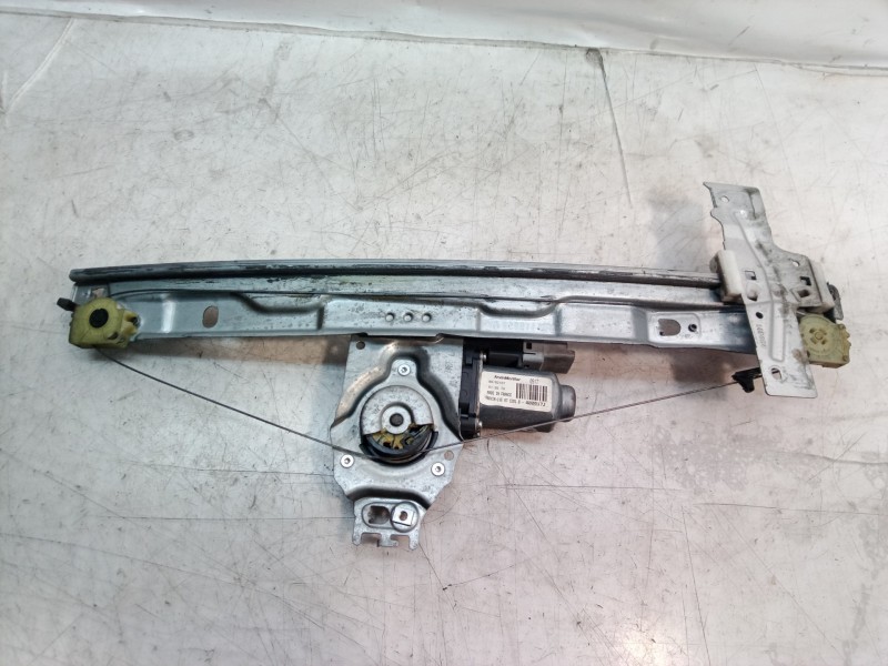 Recambio de elevalunas delantero derecho para peugeot 207 confort referencia OEM IAM 401786A8 401786A8 401786A8