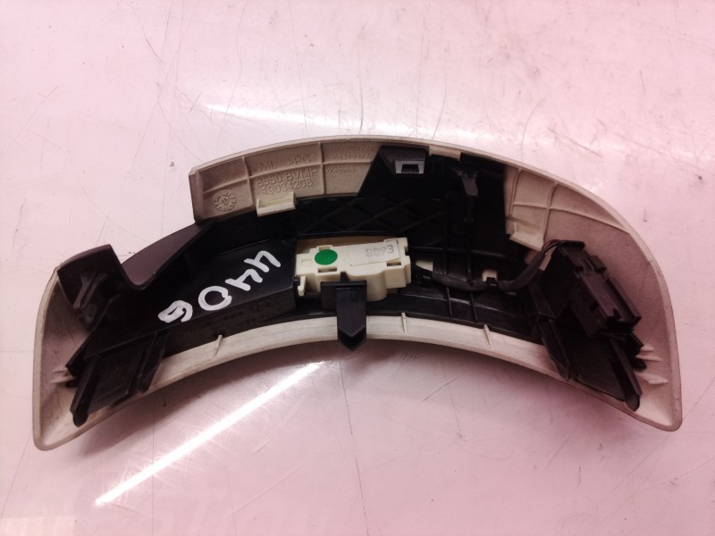 Recambio de pantalla multifuncion para citroën c4 picasso business class referencia OEM IAM 19034208 19034208 19034208