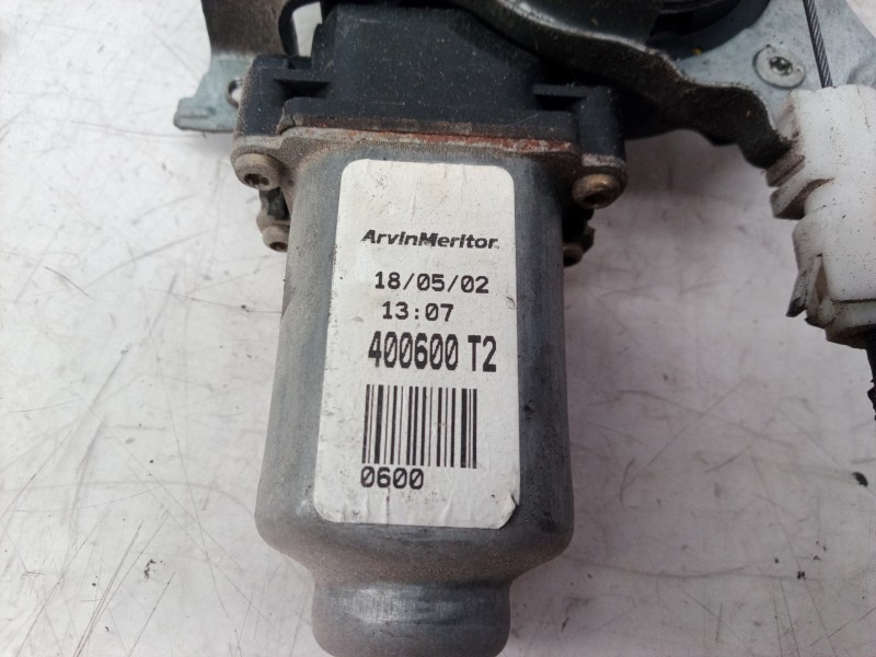 Recambio de elevalunas trasero derecho para nissan primera berlina (p12) acenta referencia OEM IAM 400600T2 400600T2 400600T2