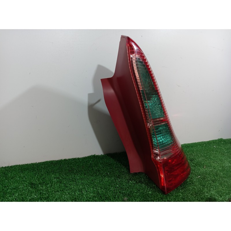 Recambio de piloto trasero derecho para citroën c4 coupe by loeb referencia OEM IAM 9646801677 9646801677 9646801677