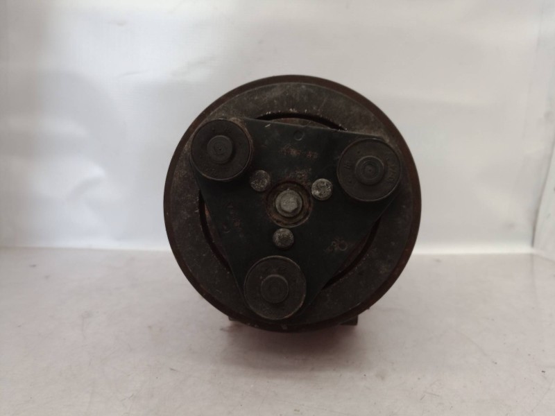 Recambio de compresor aire acondicionado para ford focus berlina (cap) ghia referencia OEM IAM 3M5H190629 3M5H190629 3M5H190629