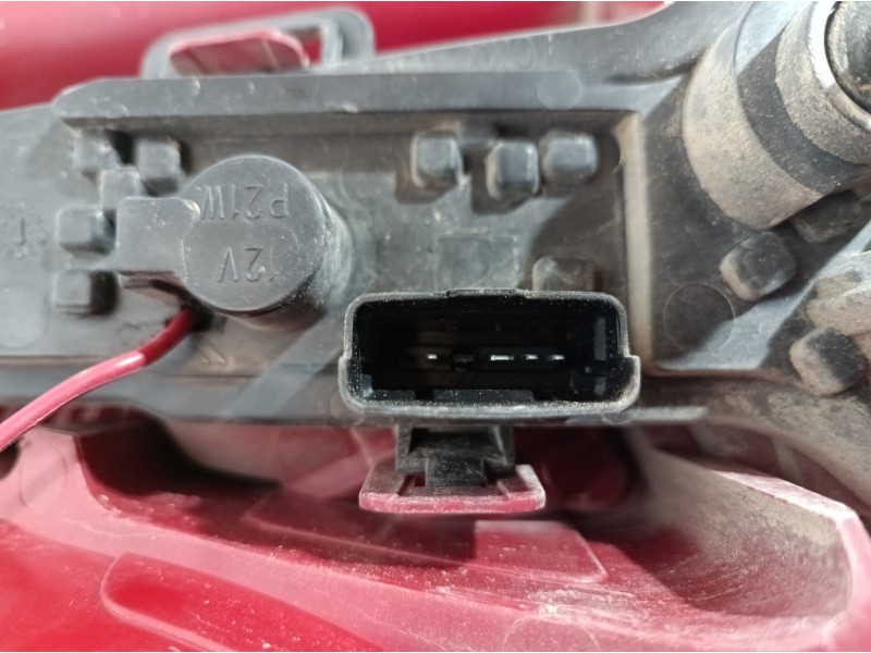 Recambio de piloto trasero derecho para citroën c4 coupe by loeb referencia OEM IAM 9646801677 9646801677 9646801677