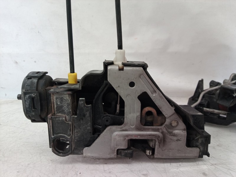 Recambio de cerradura puerta trasera derecha para mercedes-benz clase a (w168) 140 (168.031) referencia OEM IAM   