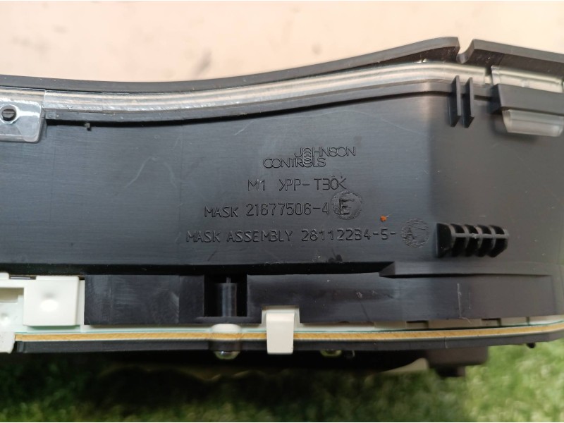 Recambio de cuadro instrumentos para peugeot 307 cc (s2) sport referencia OEM IAM P9655925880B02 216775064E 9655925880