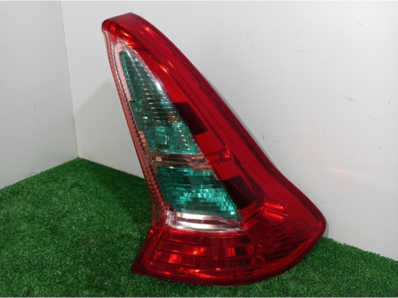 Recambio de piloto trasero derecho para citroën c4 coupe by loeb referencia OEM IAM 9646801677 9646801677 9646801677