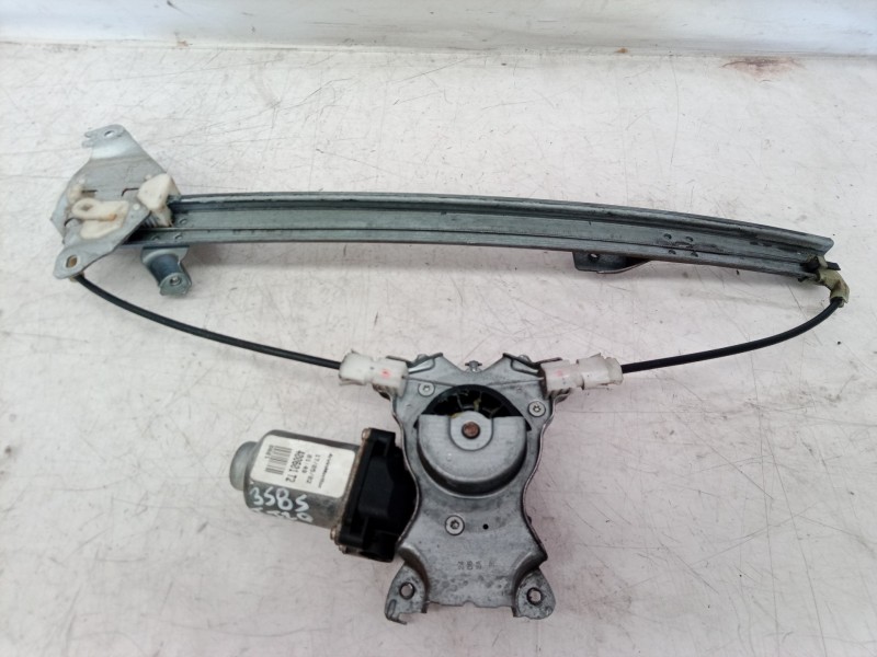 Recambio de elevalunas trasero izquierdo para nissan primera berlina (p12) acenta referencia OEM IAM 400601T2 400601T2 400601T2