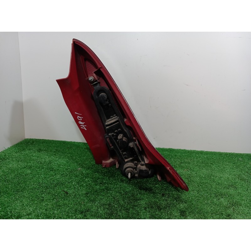 Recambio de piloto trasero izquierdo para citroën c4 coupe by loeb referencia OEM IAM 9646801777 9646801777 9646801777