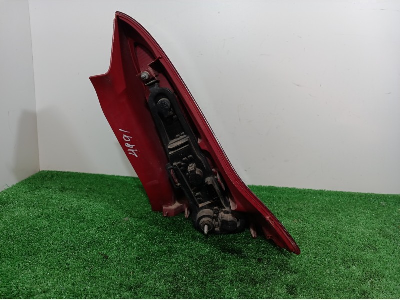 Recambio de piloto trasero izquierdo para citroën c4 coupe by loeb referencia OEM IAM 9646801777 9646801777 9646801777