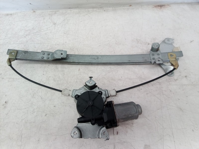 Recambio de elevalunas trasero izquierdo para nissan primera berlina (p12) acenta referencia OEM IAM 400601T2 400601T2 400601T2