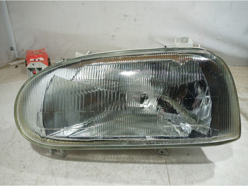 Recambio de faro izquierdo para volkswagen golf iii berlina (1h1) 1.4 referencia OEM IAM 084411111L 084411111L 084411111