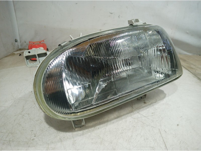 Recambio de faro izquierdo para volkswagen golf iii berlina (1h1) 1.4 referencia OEM IAM 084411111L 084411111L 084411111