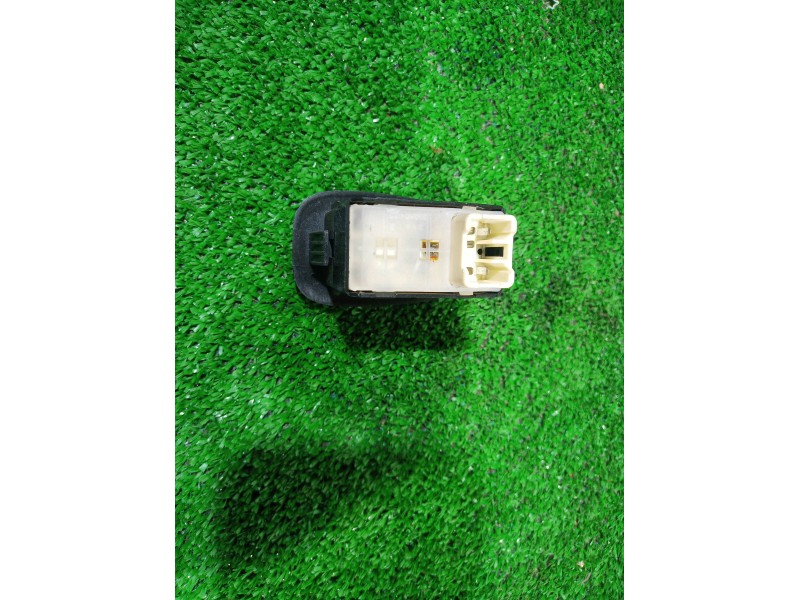 Recambio de mando elevalunas delantero izquierdo para hyundai accent (lc) 1.3 cat referencia OEM IAM   