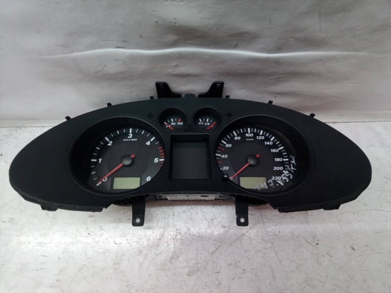 Recambio de cuadro instrumentos para seat ibiza (6l1) sport referencia OEM IAM 110080104010A 110080104010 110080104010