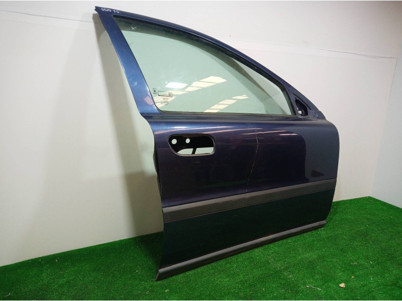 Recambio de puerta delantera derecha para volvo s60 berlina 2.4 (103kw) referencia OEM IAM   