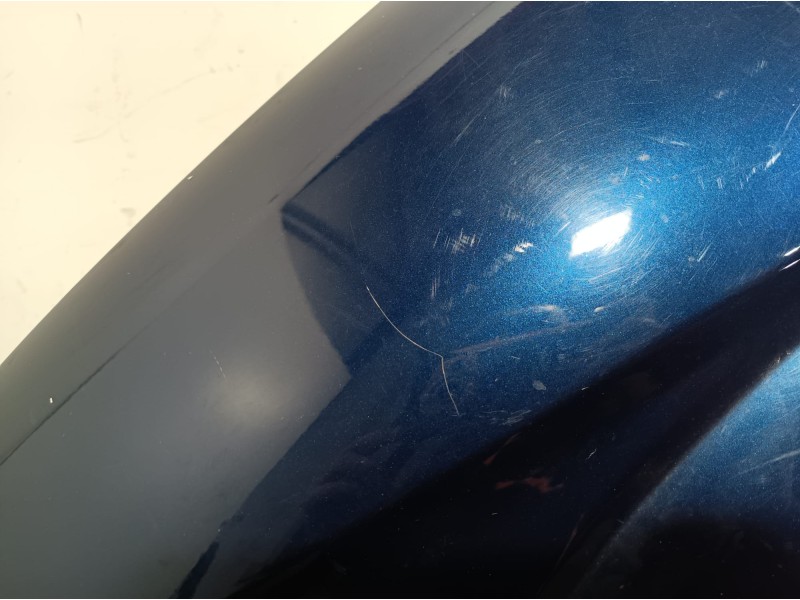 Recambio de aleta delantera izquierda para chrysler voyager (rg) 2.5 crd grand voyager limited referencia OEM IAM   