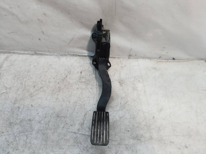 Recambio de pedal acelerador para peugeot 207 confort referencia OEM IAM 9680756880 9680756880 9680756880
