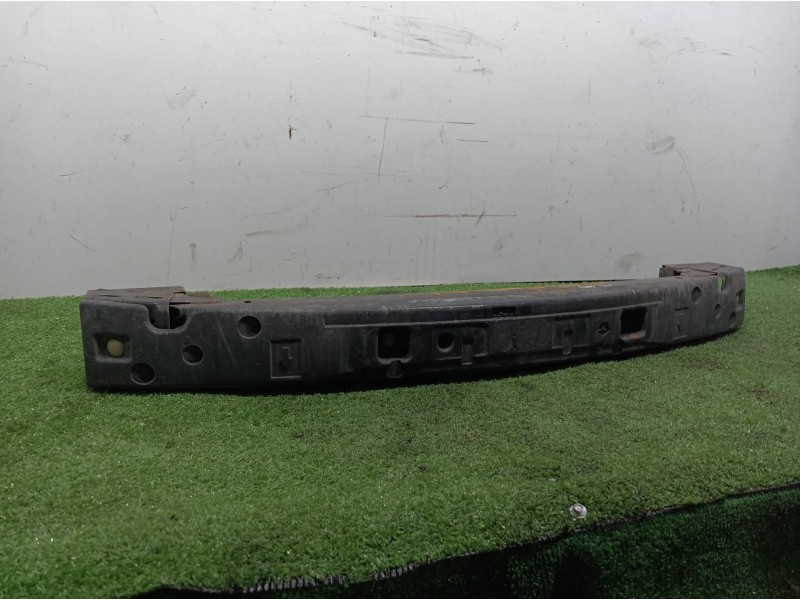 Recambio de refuerzo paragolpes delantero para chrysler voyager (rg) 2.5 crd grand voyager limited referencia OEM IAM   