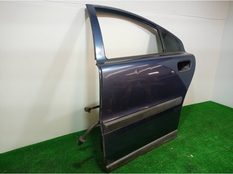 Recambio de puerta trasera izquierda para volvo s60 berlina 2.4 (103kw) referencia OEM IAM   