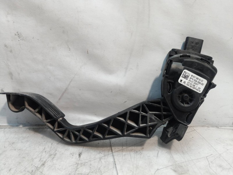 Recambio de pedal acelerador para peugeot 207 confort referencia OEM IAM 9680756880 9680756880 9680756880
