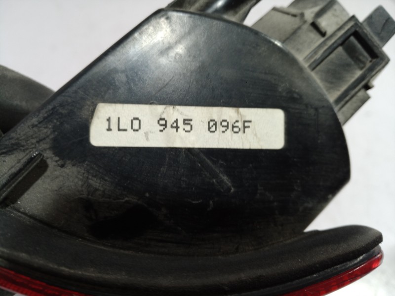 Recambio de piloto trasero derecho para seat toledo (1l) magnus referencia OEM IAM 1LO945096F 1LO945096 1LO945096