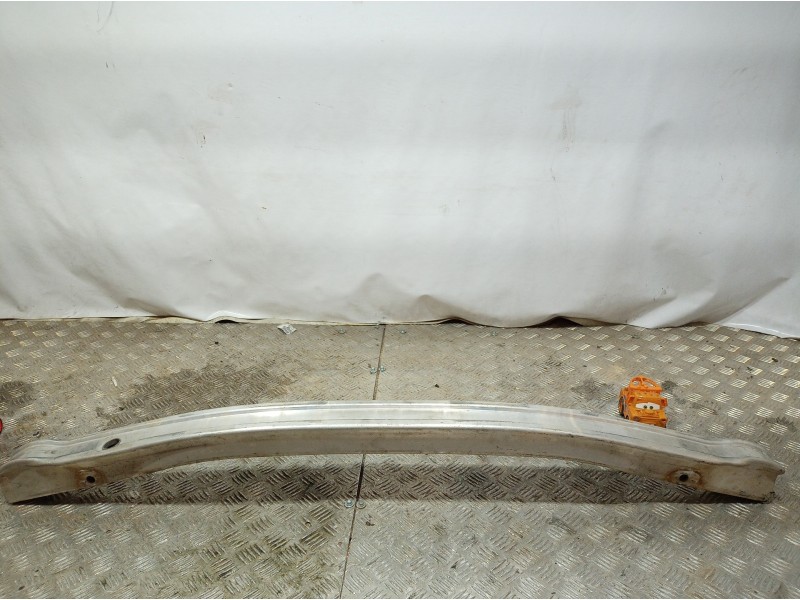 Recambio de refuerzo paragolpes delantero para renault scenic ii referencia OEM IAM 8200465572 8200465572 8200465572