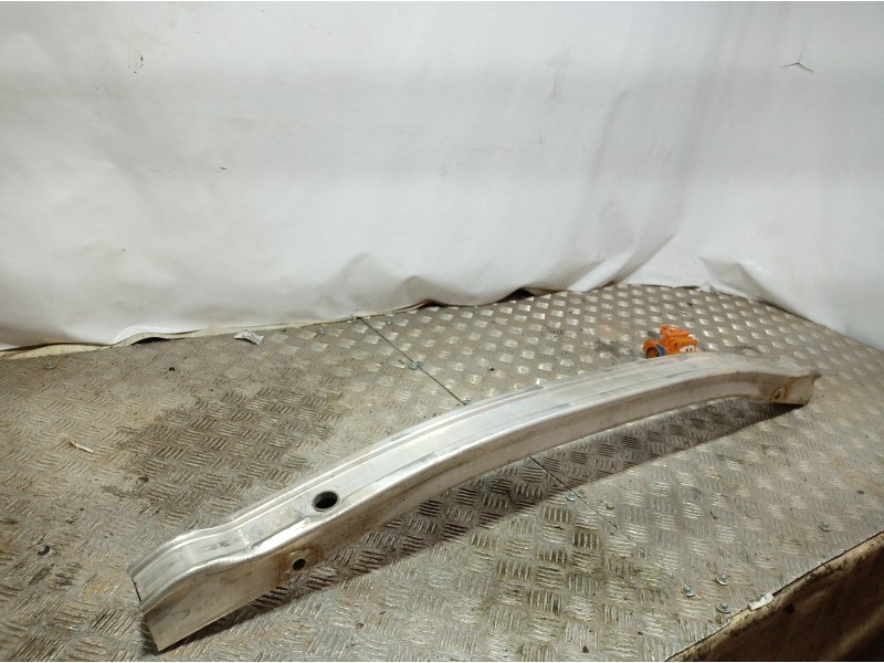 Recambio de refuerzo paragolpes delantero para renault scenic ii referencia OEM IAM 8200465572 8200465572 8200465572