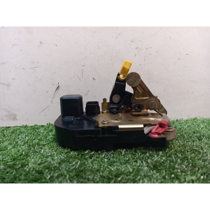 Recambio de cerradura puerta delantera derecha para chrysler voyager (rg) 2.5 crd grand voyager limited referencia OEM IAM   