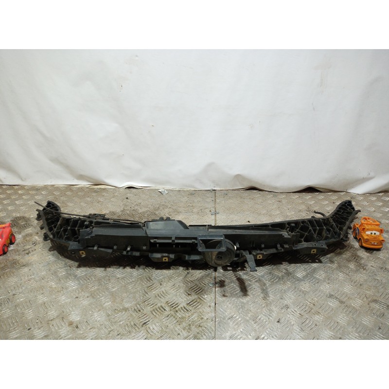 Recambio de panel frontal para renault scenic ii referencia OEM IAM   