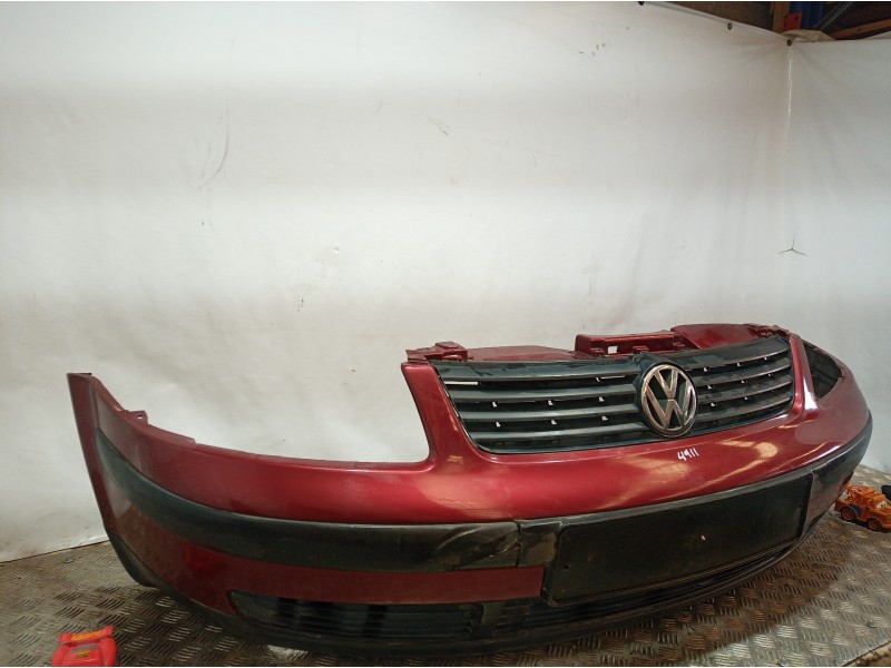 Recambio de paragolpes delantero para volkswagen passat berlina (3b2) comfortline referencia OEM IAM   