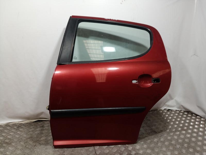 Recambio de puerta trasera izquierda para peugeot 207 confort referencia OEM IAM   