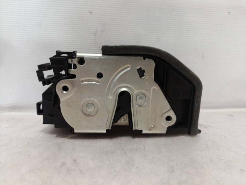 Recambio de cerradura puerta trasera izquierda para bmw serie 5 berlina (e60) 530d referencia OEM IAM 7202147 7202147 7202147