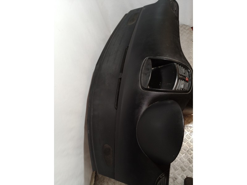 Recambio de salpicadero para peugeot 207 confort referencia OEM IAM   