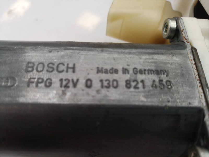 Recambio de elevalunas delantero izquierdo para bmw serie 5 berlina (e60) 530d referencia OEM IAM 6981141 6981141 0130821459