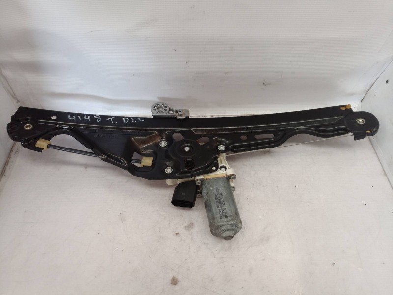 Recambio de elevalunas trasero derecho para bmw serie 5 berlina (e60) 530d referencia OEM IAM 6922320 6922320 6922320