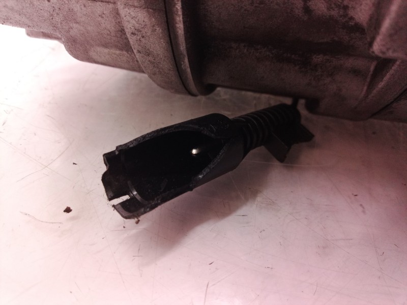 Recambio de compresor aire acondicionado para bmw x3 (e83) 2.0d referencia OEM IAM 690564308 690564308 A4101130A023